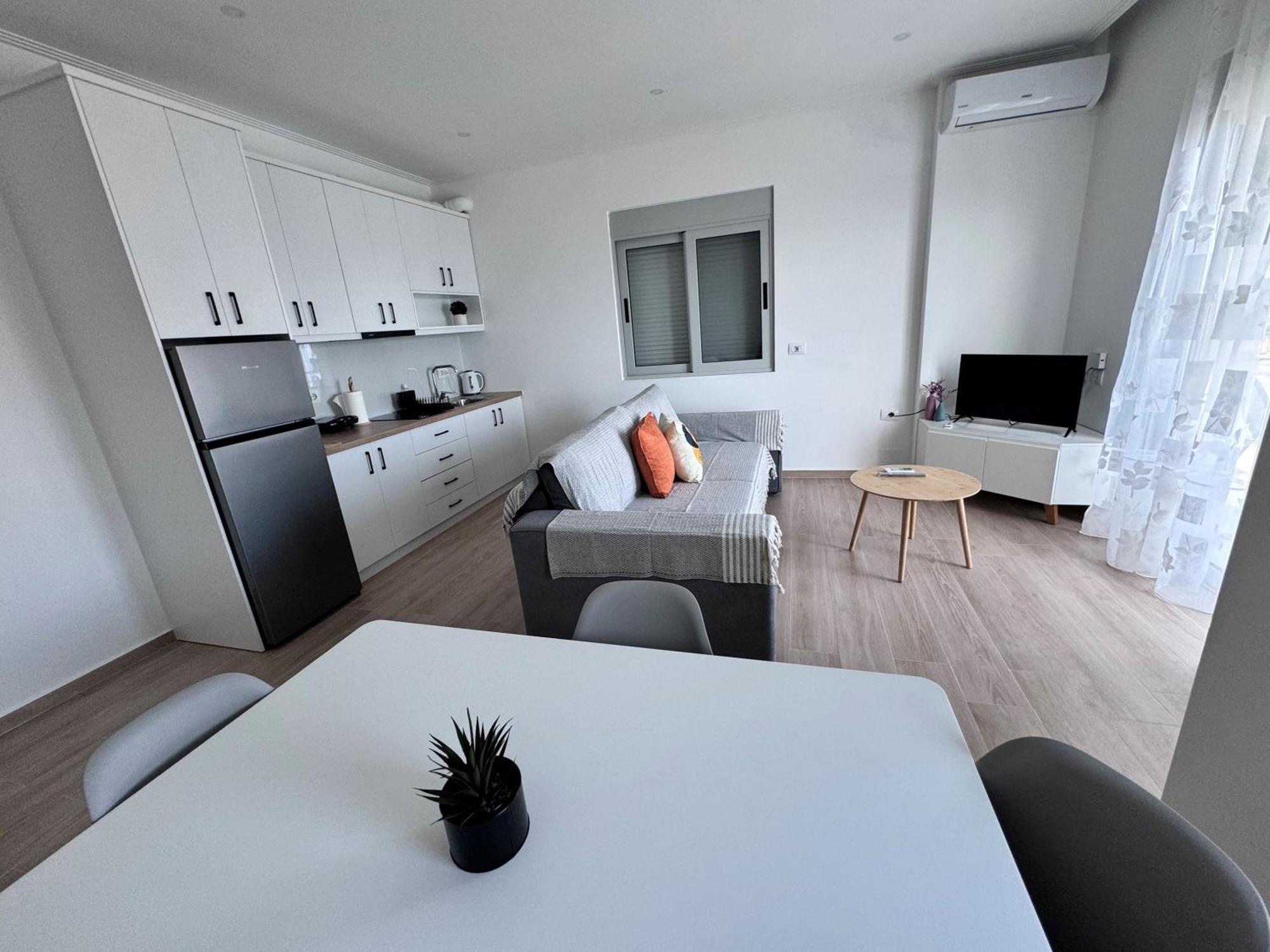 Sunset Hill Apartments Sarandë Exterior foto